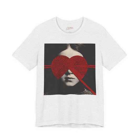 Heligrae red knit heart blindfold portrait t-shirt grey cotton
