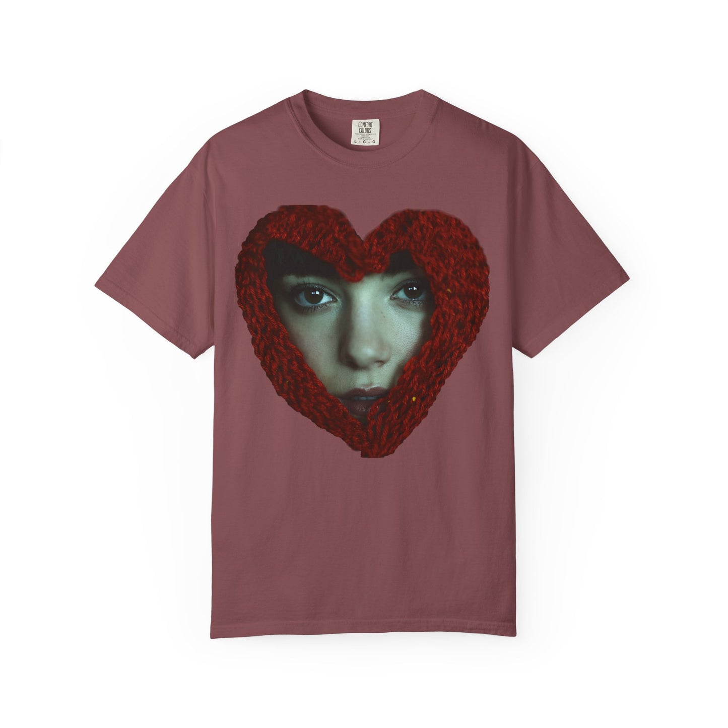 maroon t-shirt chunky knit heart scarf portrait graphic front print
