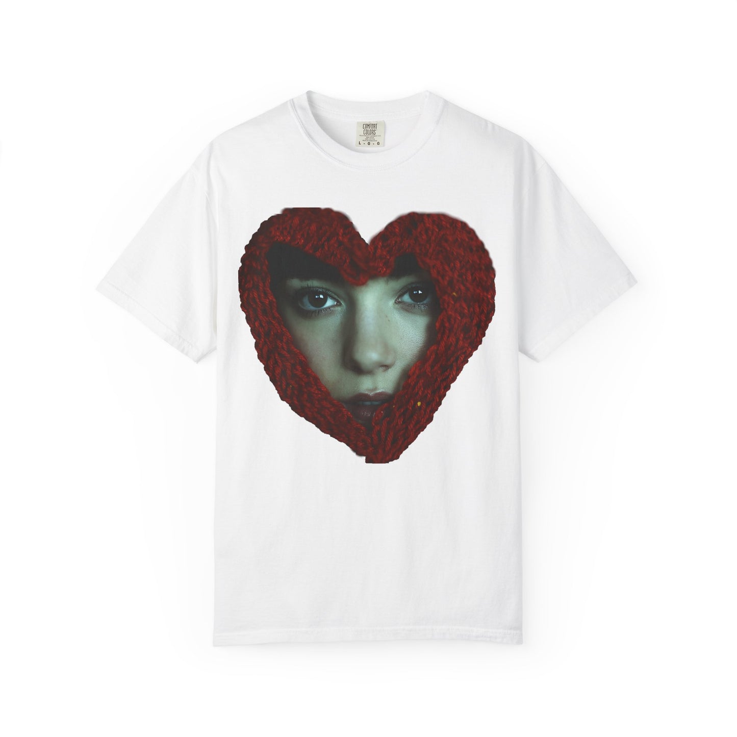 white t-shirt chunky knit heart scarf portrait graphic front print