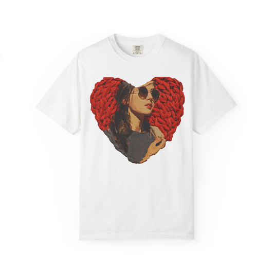 Heligrae white t-shirt chunky knit heart sunglasses portrait graphic front print