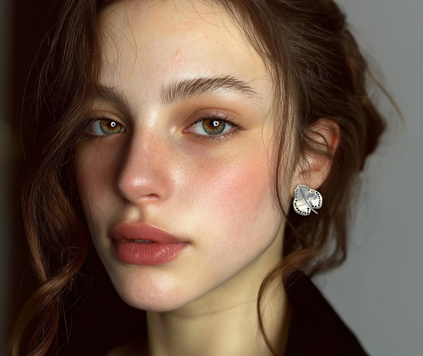 Minimal Broad Leaf Earrings in 925 Sterling Silver