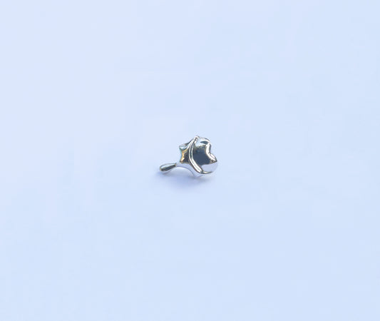 925 sterling silver heart earrings - front view showing melting form by HELIGRAE