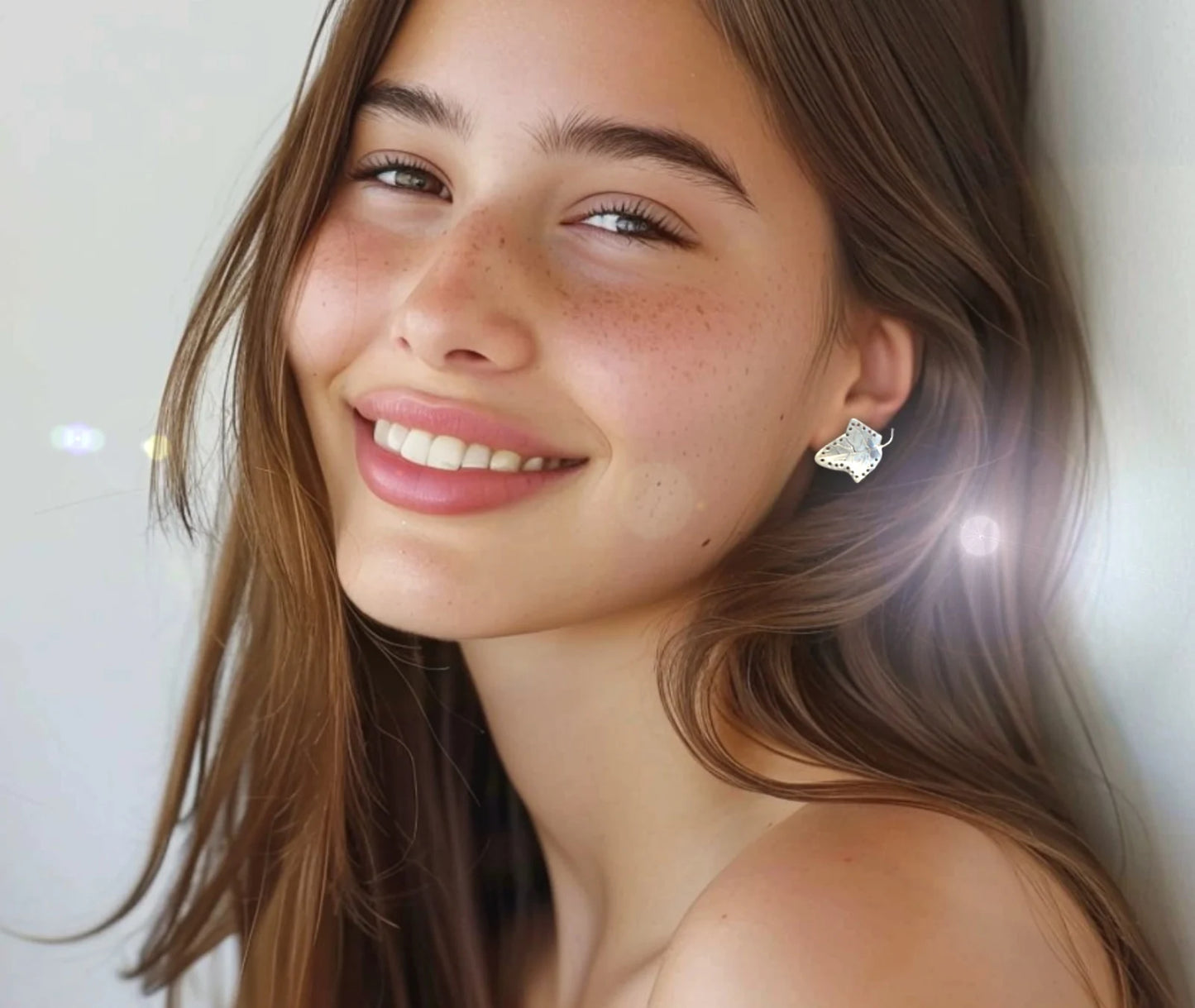 Minimal Star Leaf Stud Earrings in 925 Sterling Silver
